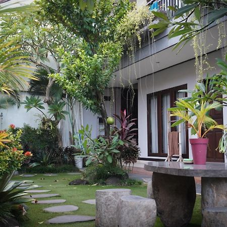 Bali Full Moon Guest House Canggu Екстериор снимка