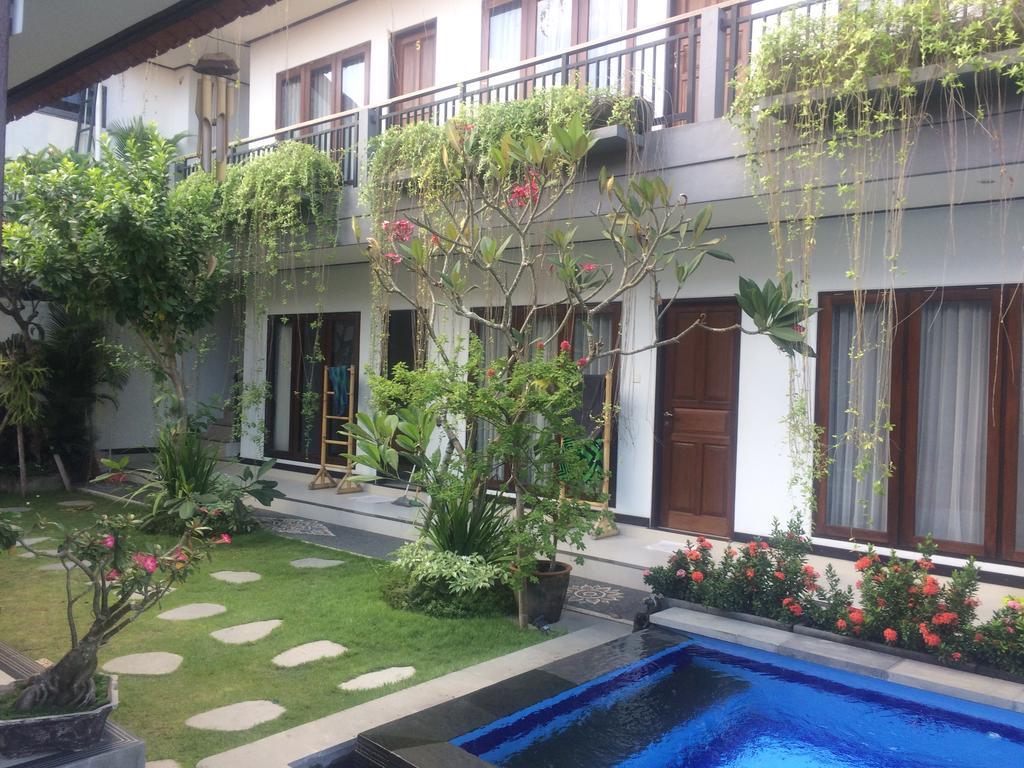Bali Full Moon Guest House Canggu Екстериор снимка