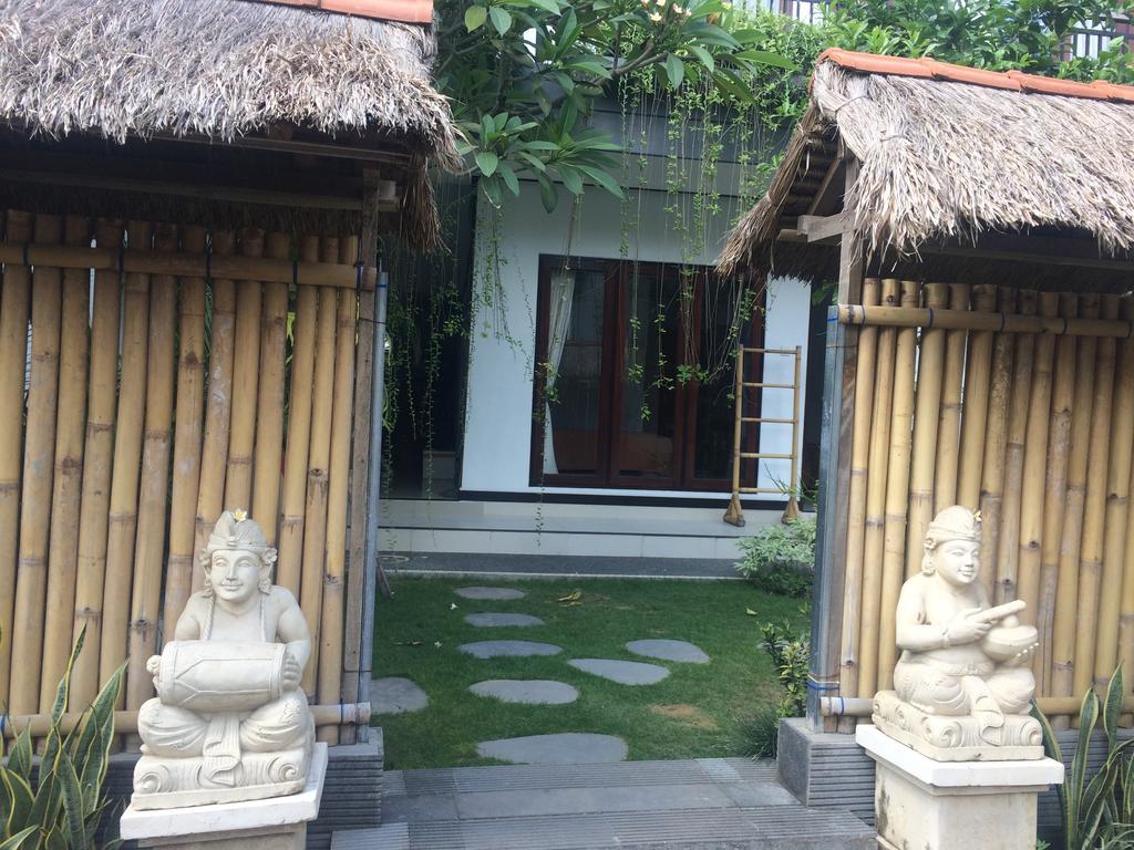 Bali Full Moon Guest House Canggu Екстериор снимка