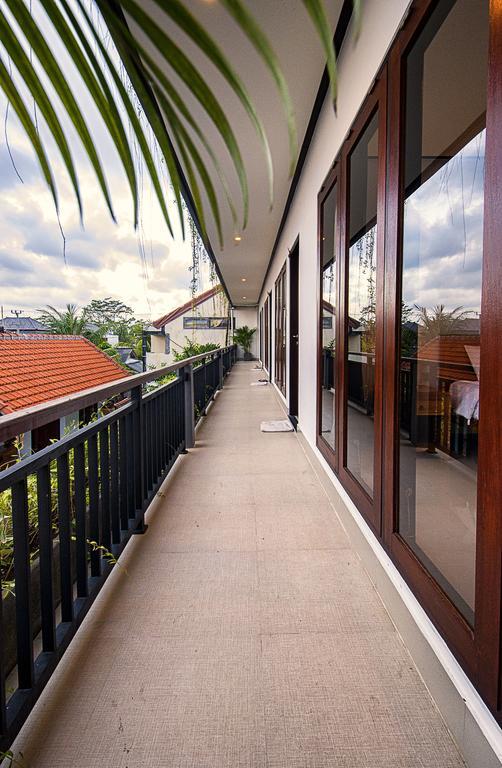 Bali Full Moon Guest House Canggu Екстериор снимка